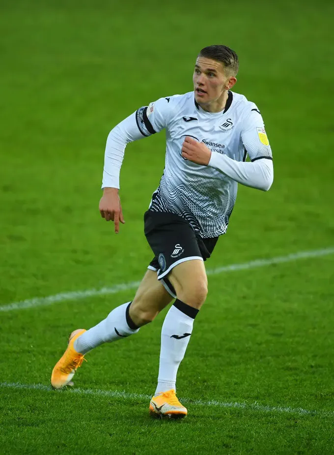 Viktor Gyokeres - Từ cậu bé đến tàu tốc hành Thuỵ Điển Kane à, quên gã đó đi vì gã vẫn phải đi ké tàu tốc hành Thuỵ Điển Gyokeres thôi